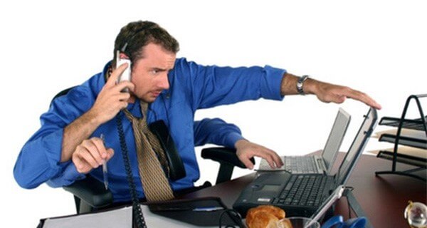 Làm việc nhiều quá mức qui định