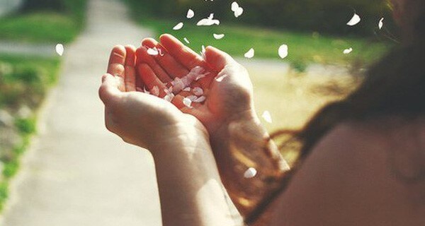 Đừng nên để dành những thứ quí giá