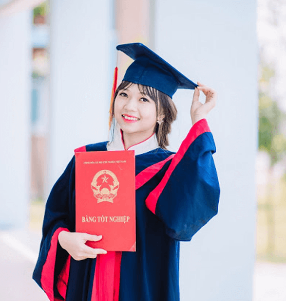 có tấm bằng tốt nghiệp