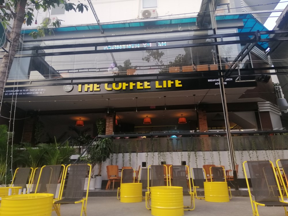 THE COFFEE LIFE